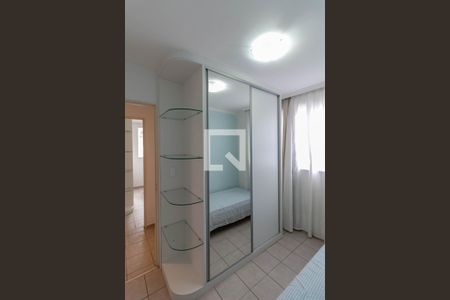Quarto 2 de apartamento para alugar com 3 quartos, 85m² em Buritis, Belo Horizonte