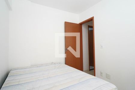 Quarto 1 de apartamento para alugar com 2 quartos, 55m² em Samambaia Sul , Brasília