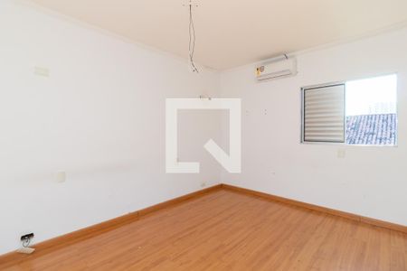 Suíte de casa à venda com 4 quartos, 190m² em Lauzane Paulista, São Paulo