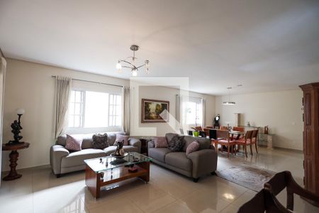 Sala de casa de condomínio para alugar com 4 quartos, 480m² em Bosque do Vianna, Cotia