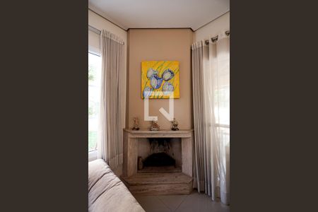 Sala de casa de condomínio para alugar com 4 quartos, 480m² em Bosque do Vianna, Cotia