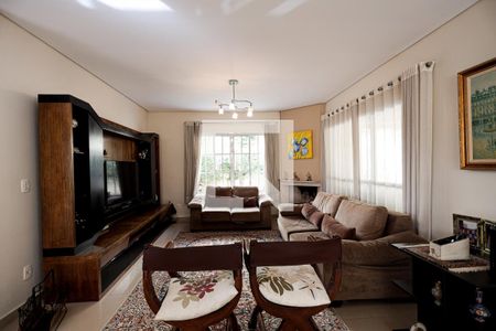 Sala de casa de condomínio para alugar com 4 quartos, 480m² em Bosque do Vianna, Cotia