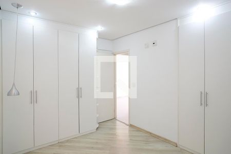 Suíte de apartamento para alugar com 2 quartos, 69m² em Santa Maria, São Caetano do Sul