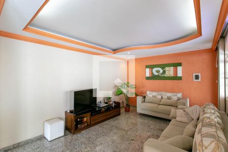 Sala de casa à venda com 5 quartos, 390m² em Goiânia, Belo Horizonte
