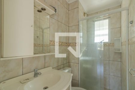 Banheiro de apartamento à venda com 1 quarto, 45m² em Jardim Itu Sabará, Porto Alegre