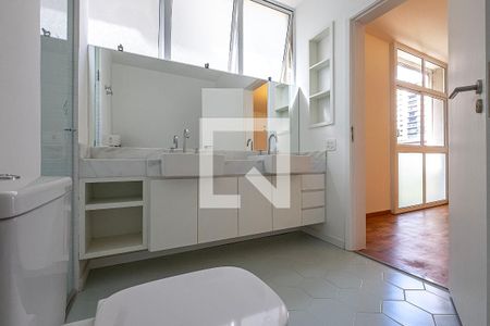 Suíte - Banheiro de apartamento para alugar com 3 quartos, 180m² em Jardins, São Paulo