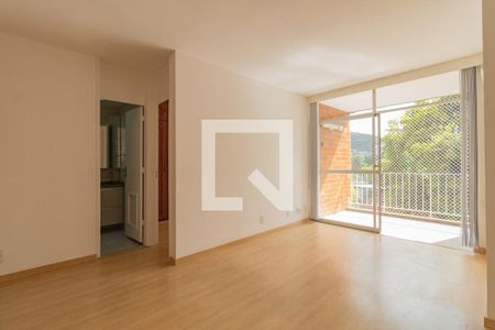 Sala  de apartamento para alugar com 1 quarto, 49m² em Taquara, Rio de Janeiro