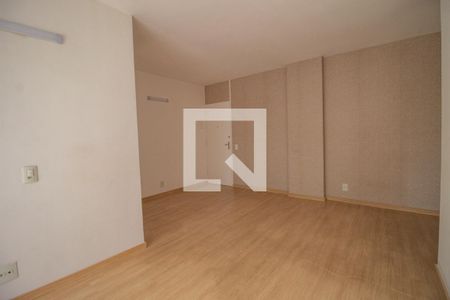 Sala  de apartamento para alugar com 1 quarto, 49m² em Taquara, Rio de Janeiro