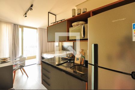 Cozinha de kitnet/studio para alugar com 1 quarto, 27m² em Cerqueira César, São Paulo