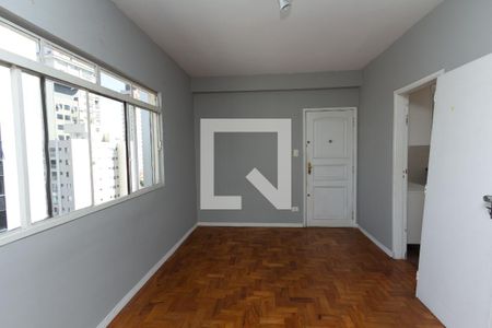 Sala de apartamento para alugar com 3 quartos, 70m² em Itaim Bibi, São Paulo