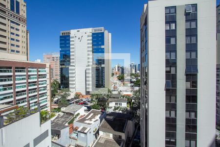 Vista de apartamento para alugar com 3 quartos, 70m² em Itaim Bibi, São Paulo