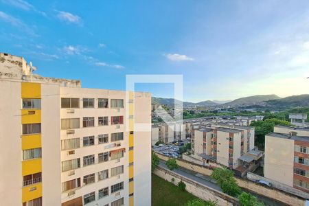 Vista de apartamento à venda com 2 quartos, 55m² em Inhauma, Rio de Janeiro