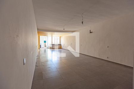 Sala e cozinha de casa para alugar com 2 quartos, 220m² em Barra Funda, São Paulo