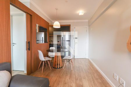 Sala de apartamento para alugar com 1 quarto, 33m² em Centro, Curitiba