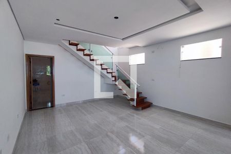 Casa à venda com 340m², 3 quartos e 5 vagasSala