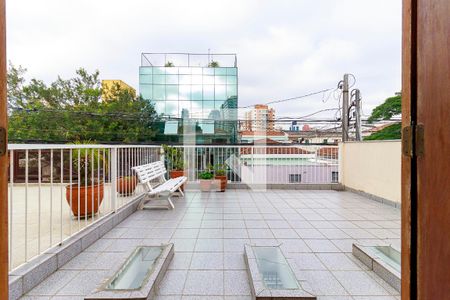 Sacada de casa para alugar com 3 quartos, 150m² em Vila São Francisco (zona Sul), São Paulo