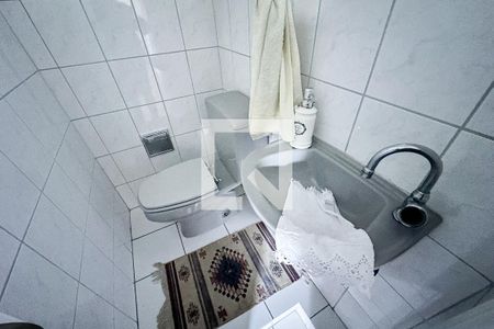 Lavabo de apartamento para alugar com 2 quartos, 97m² em Vila Pompéia, São Paulo