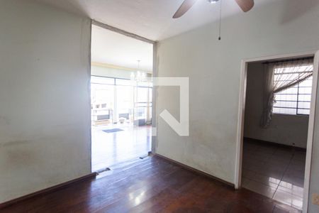 Sala 2 de casa à venda com 5 quartos, 420m² em Concórdia, Belo Horizonte