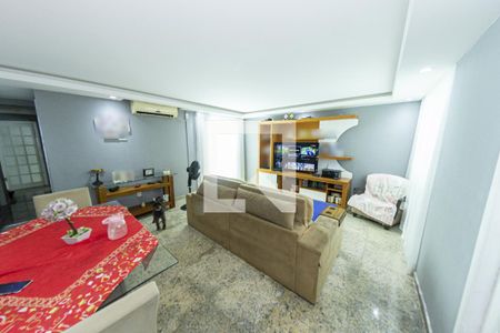 Sala de casa de condomínio para alugar com 2 quartos, 230m² em Madureira, Rio de Janeiro