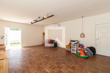 Sala de casa à venda com 3 quartos, 400m² em Jardim Jussara, São Paulo