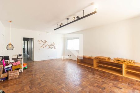 Sala de casa à venda com 3 quartos, 400m² em Jardim Jussara, São Paulo