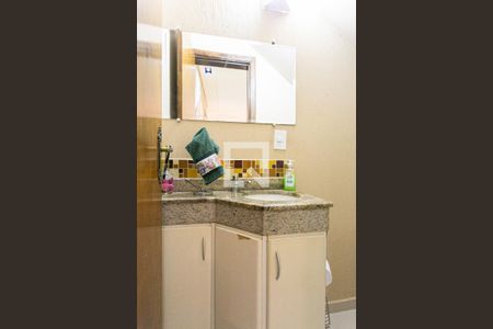 Lavabo de casa de condomínio à venda com 3 quartos, 140m² em Chácara Seis de Outubro, São Paulo