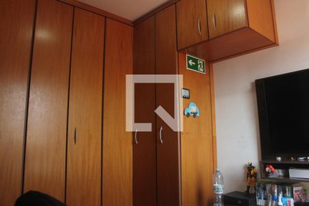 Quarto 1 de apartamento à venda com 3 quartos, 74m² em Jardim Luanda, São Paulo