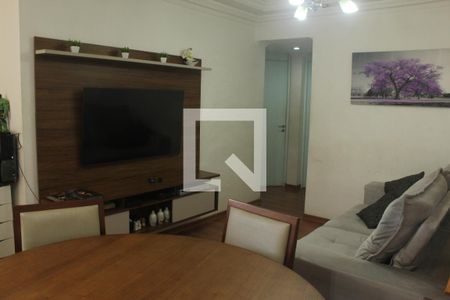 Sala de apartamento à venda com 3 quartos, 74m² em Jardim Luanda, São Paulo