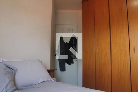 Quarto 1 de apartamento à venda com 3 quartos, 74m² em Jardim Luanda, São Paulo