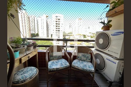 Varanda de apartamento à venda com 3 quartos, 76m² em Chácara Inglesa, São Paulo