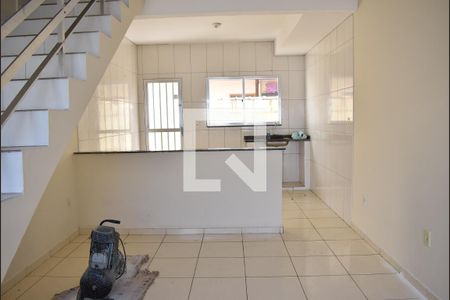 Sala de casa para alugar com 2 quartos, 92m² em Campo Grande, Rio de Janeiro