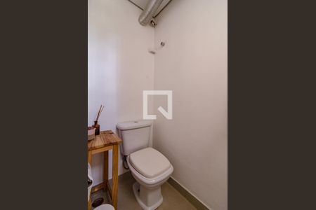 Lavabo de apartamento para alugar com 2 quartos, 120m² em Pinheiros, São Paulo