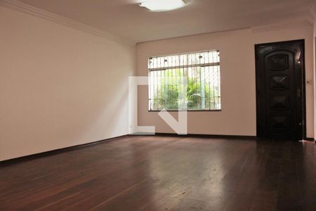 Sala de casa para alugar com 3 quartos, 239m² em Olímpico, São Caetano do Sul