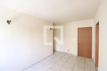 Sala de apartamento para alugar com 2 quartos, 57m² em Colubandê, São Gonçalo