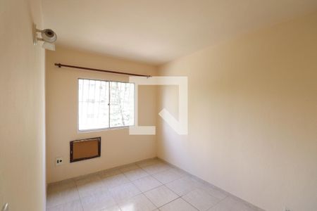 Quarto 2 de apartamento para alugar com 2 quartos, 57m² em Colubandê, São Gonçalo