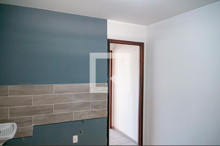 cozinha e area de serviço de apartamento para alugar com 1 quarto, 37m² em Curicica, Rio de Janeiro