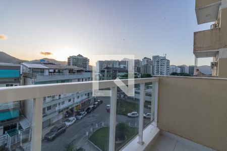 Suíte - Varanda de apartamento para alugar com 2 quartos, 54m² em Recreio dos Bandeirantes, Rio de Janeiro