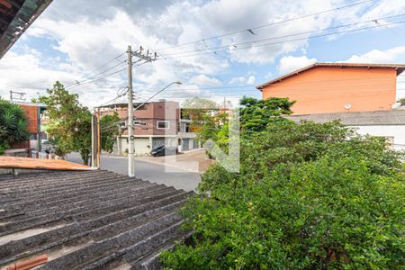 Casa à venda com 200m², 3 quartos e 2 vagas Casa à venda com 200m², 3 quartos e 2 vagasVista do Varanda do Quarto 1