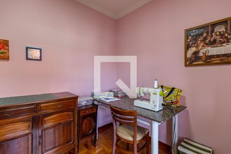 Casa à venda com 200m², 3 quartos e 2 vagas Casa à venda com 200m², 3 quartos e 2 vagasQuarto 1