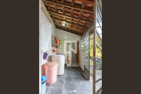 Casa à venda com 200m², 3 quartos e 2 vagas Casa à venda com 200m², 3 quartos e 2 vagasÁrea de Serviço