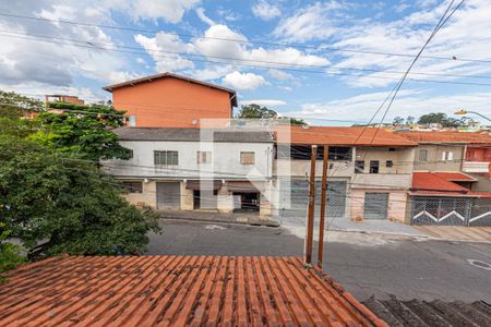 Casa à venda com 200m², 3 quartos e 2 vagas Casa à venda com 200m², 3 quartos e 2 vagasVista da Varanda da Suite