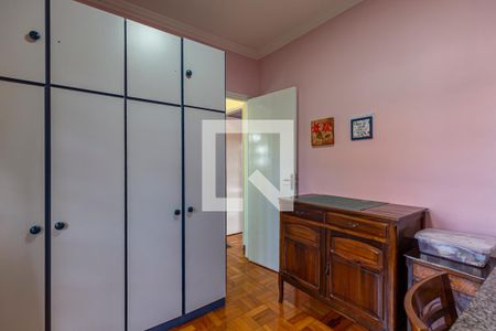 Casa à venda com 200m², 3 quartos e 2 vagas Casa à venda com 200m², 3 quartos e 2 vagasQuarto 1