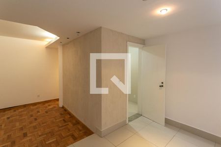 Sala de apartamento à venda com 2 quartos, 70m² em Sion, Belo Horizonte