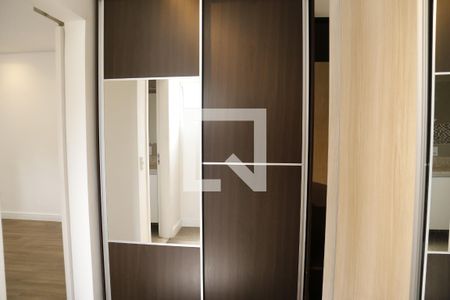 Closet da suíte de casa para alugar com 3 quartos, 200m² em Jardim Cachoeira, São Paulo