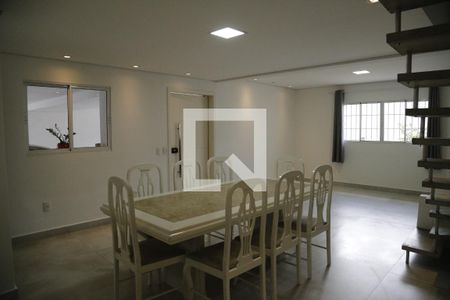 Sala de casa para alugar com 3 quartos, 200m² em Jardim Cachoeira, São Paulo