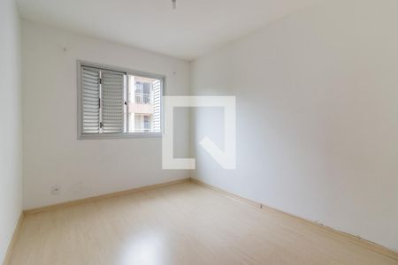 Dormitório de apartamento à venda com 3 quartos, 69m² em Jardim Carvalho, Porto Alegre
