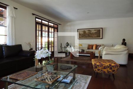 Sala de casa à venda com 6 quartos, 650m² em Jacarepaguá, Rio de Janeiro