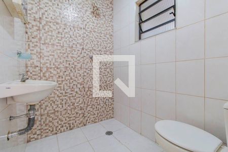 Banheiro  de casa para alugar com 1 quarto, 42m² em Vila Granada, São Paulo