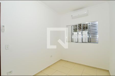 Quarto 2 de casa para alugar com 3 quartos, 120m² em Jardim Almeida Prado, Guarulhos