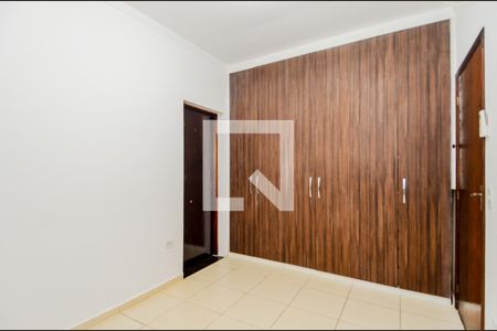 Quarto 1 de casa para alugar com 3 quartos, 120m² em Jardim Almeida Prado, Guarulhos